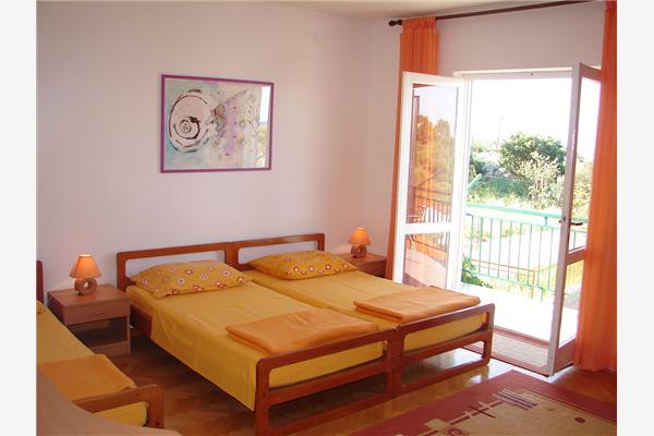 Apartment A1, for 6 persons
