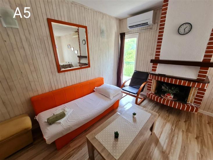 Apartment A5, for 7 persons