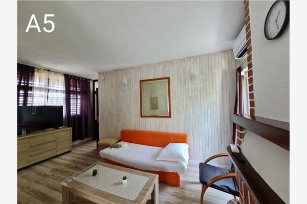 Apartment A5, for 7 persons