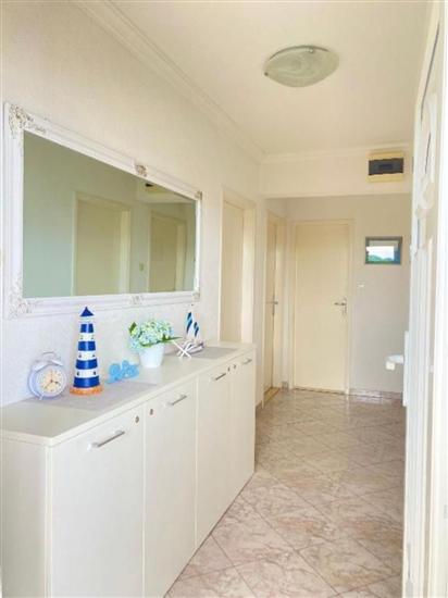 Apartment A1, for 9 persons