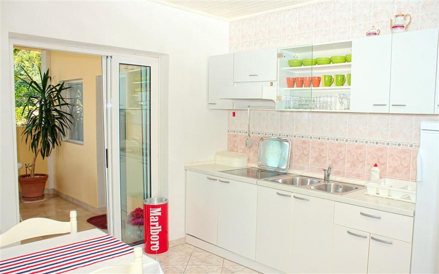 Apartment A1, for 9 persons