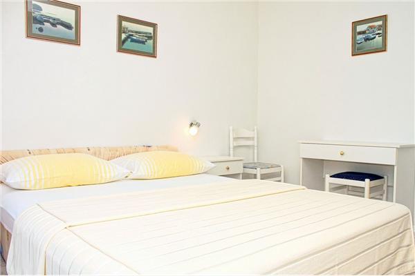 Apartment A1, for 9 persons