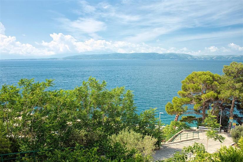 Apartment A2, for 6 persons