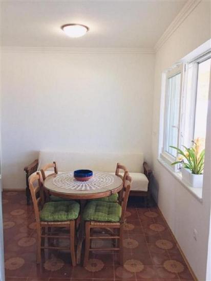 Apartment A2, for 6 persons