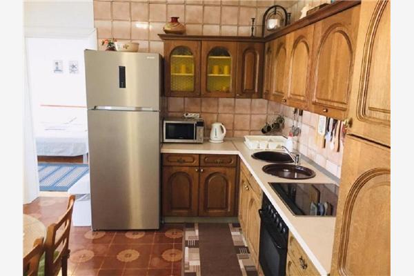 Apartment A2, for 6 persons