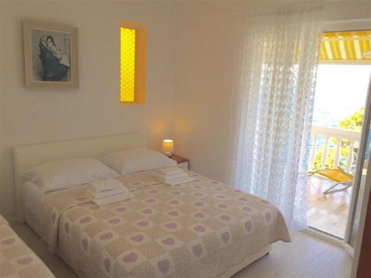 Apartment A2, for 6 persons