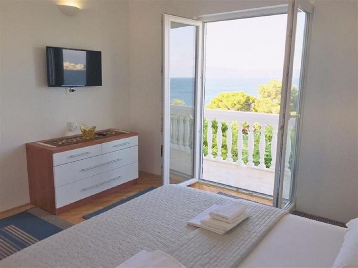 Apartment A2, for 6 persons