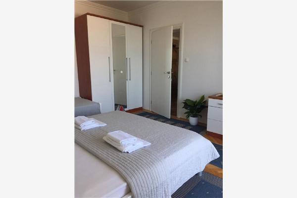 Apartment A2, for 6 persons