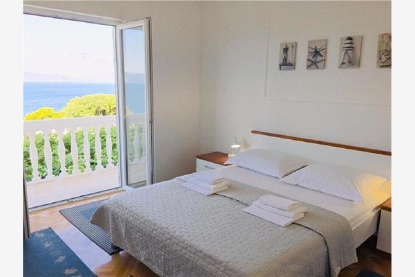 Apartment A2, for 6 persons