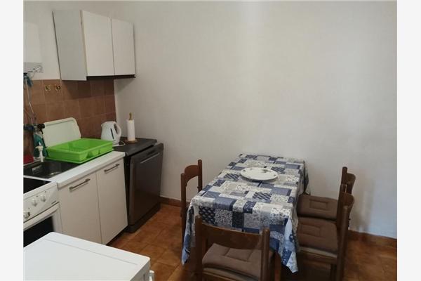 Apartment A1, for 5 persons