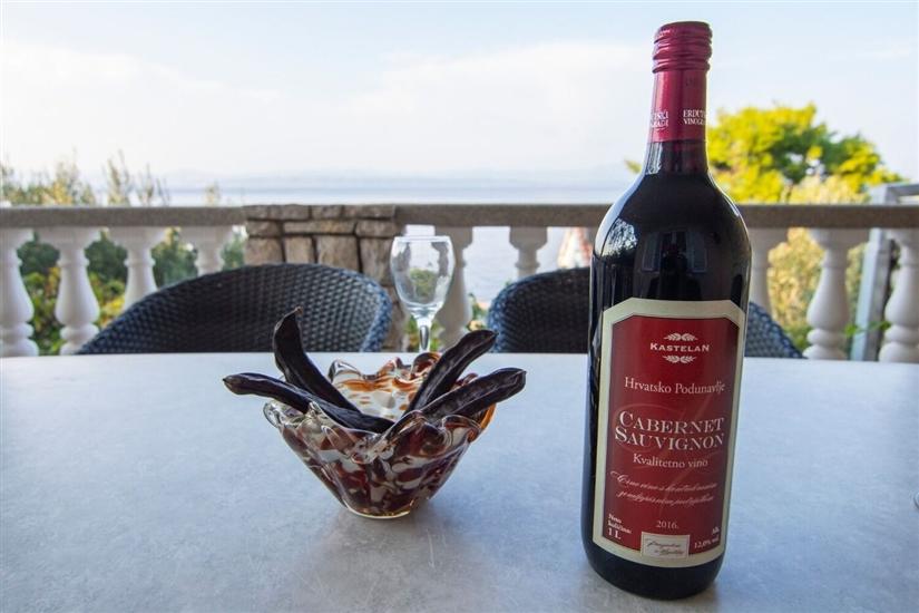 Apartment A1, for 6 persons