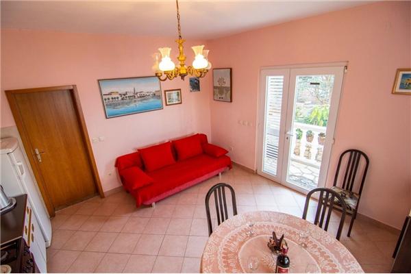 Apartment A1, for 6 persons