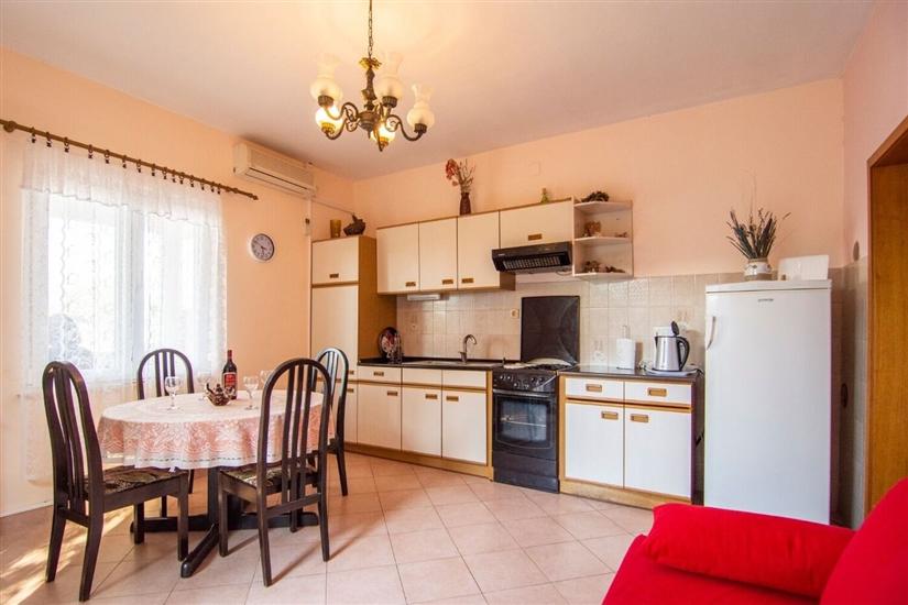 Apartment A1, for 6 persons