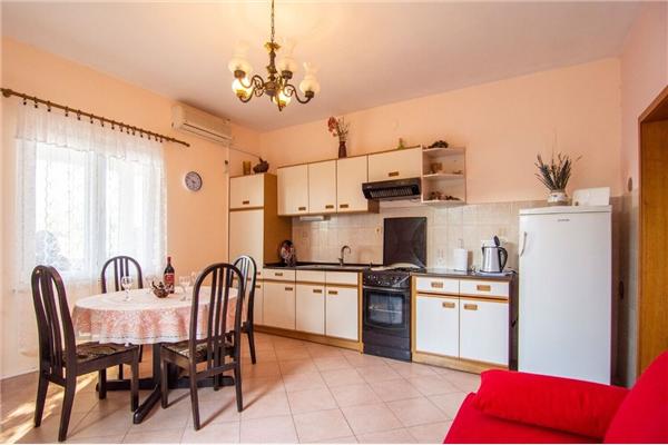 Apartment A1, for 6 persons