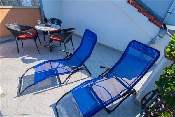 Apartment A2, for 3 persons