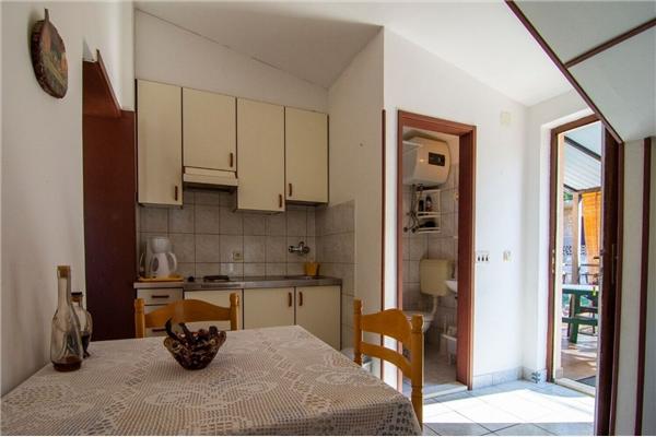 Apartment A2, for 3 persons