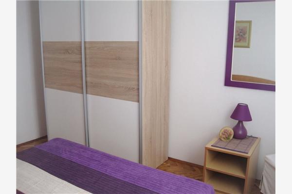 Apartment A1, for 5 persons