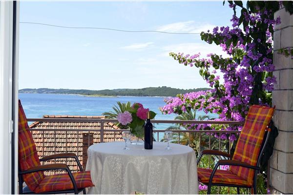 Apartment A4, for 3 persons