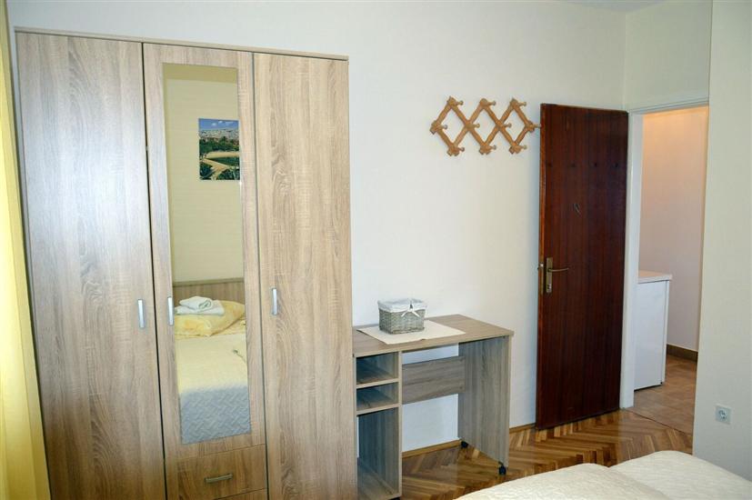 Apartment A4, for 3 persons
