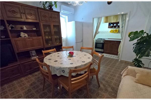 Apartment A1, for 6 persons