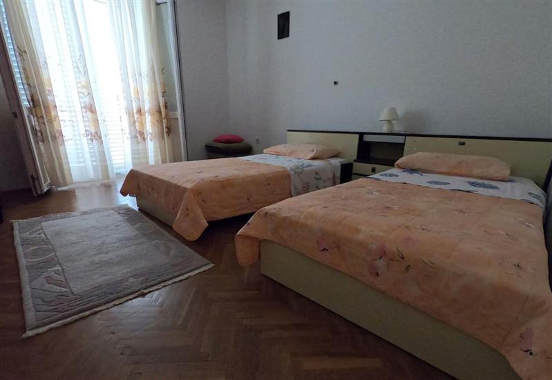 Apartment A1, for 6 persons