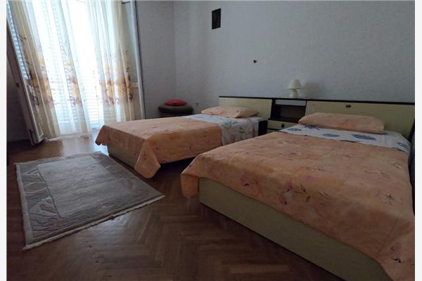 Apartment A1, for 6 persons