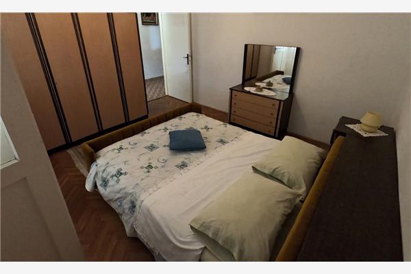 Apartment A1, for 6 persons
