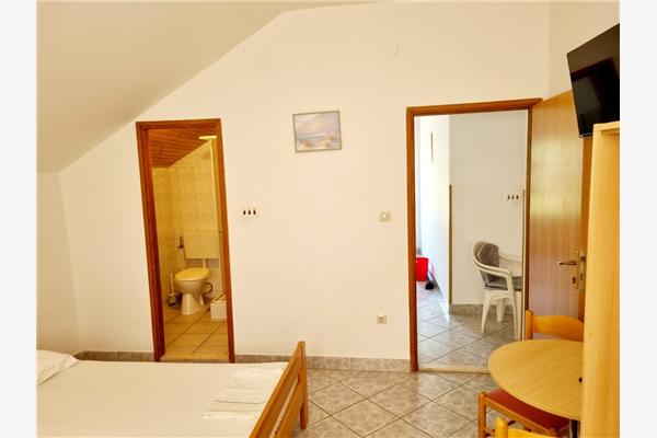 Apartment A1, for 7 persons