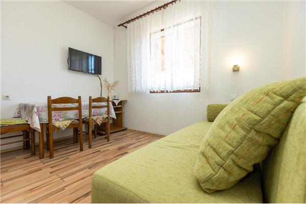 Apartment A2, for 3 persons