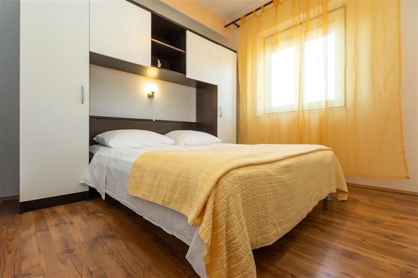 Apartment A2, for 3 persons