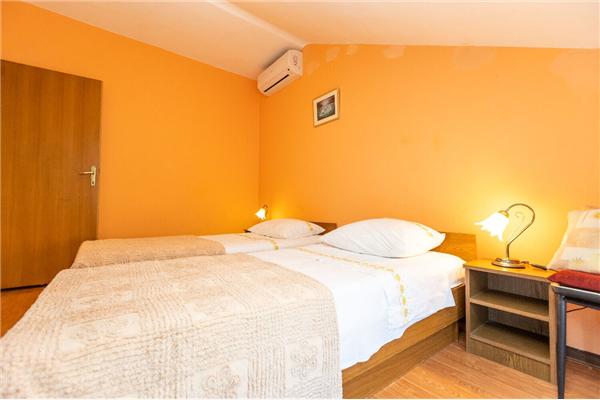 Apartment A3, for 4 persons