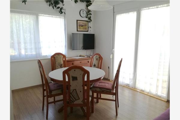 Apartment A4, for 4 persons