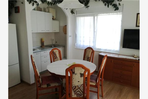 Apartment A4, for 4 persons