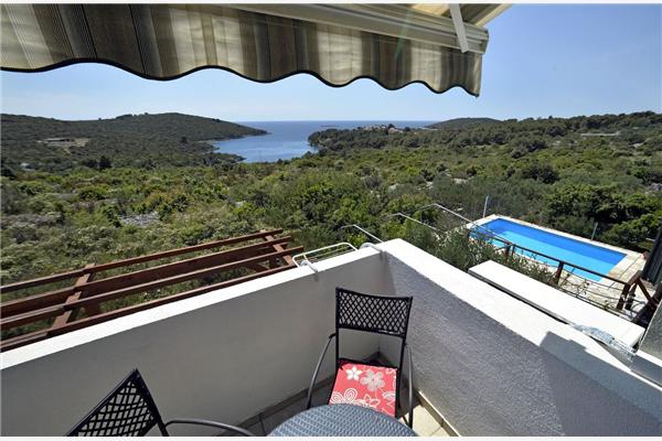 Apartment A4, for 4 persons