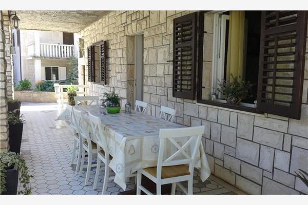 Lägenhet A1, för 5 personer