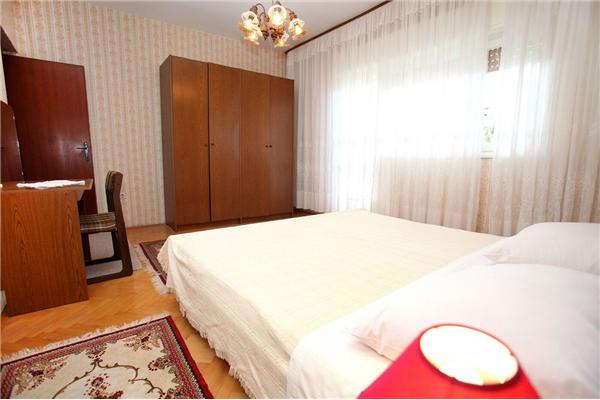 Apartment A1, for 6 persons