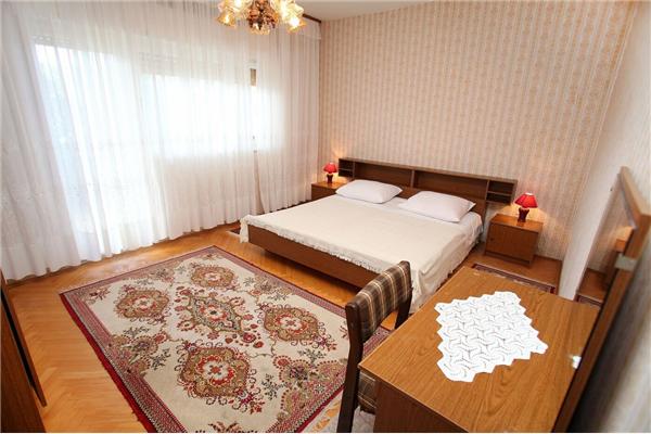 Apartment A1, for 6 persons