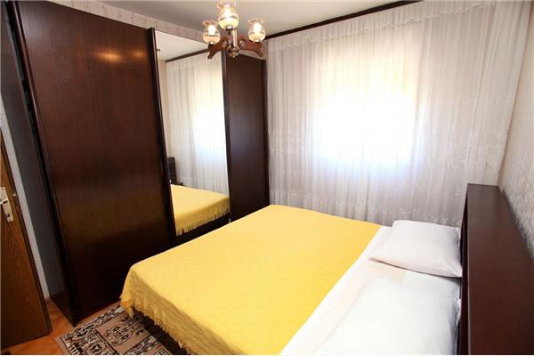 Apartment A2, for 6 persons