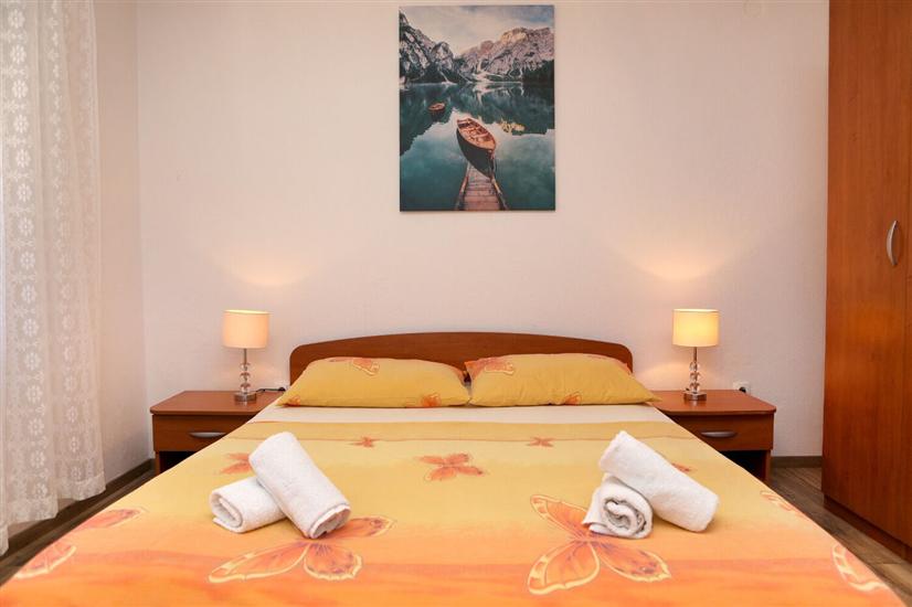 Apartment A2, for 8 persons