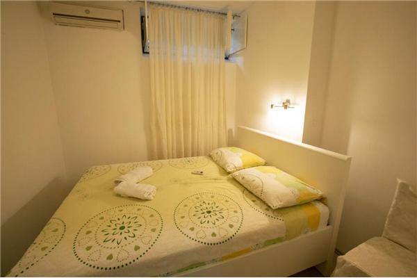 Apartment A1, for 7 persons