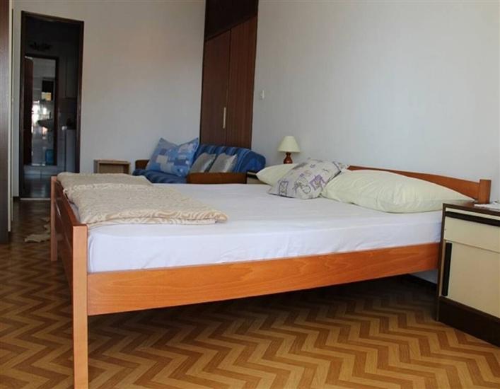 Apartment A2, for 3 persons