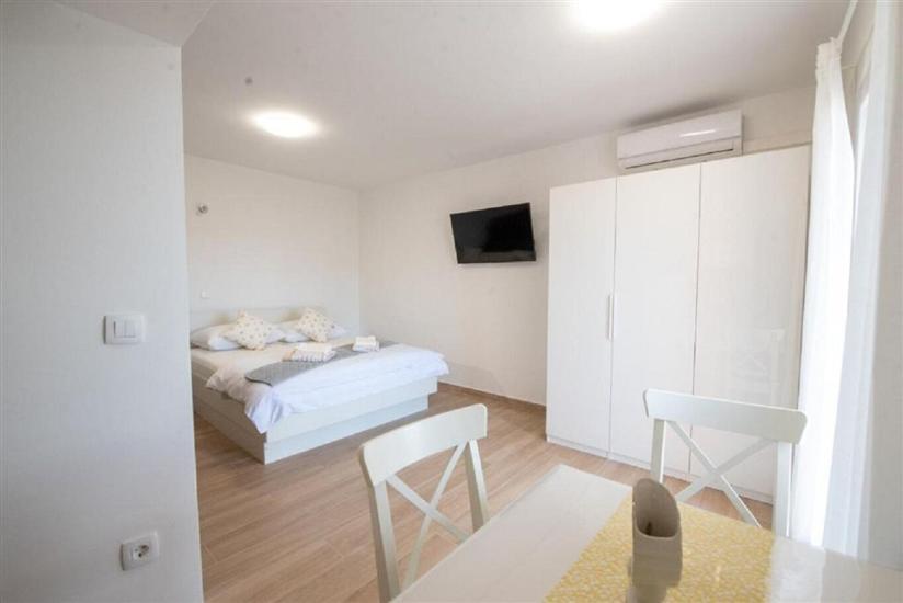 Apartment A3, for 3 persons