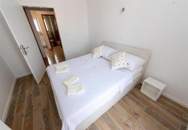 Apartment A5, for 4 persons