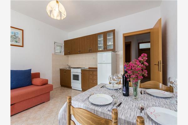 Apartment A2, for 4 persons