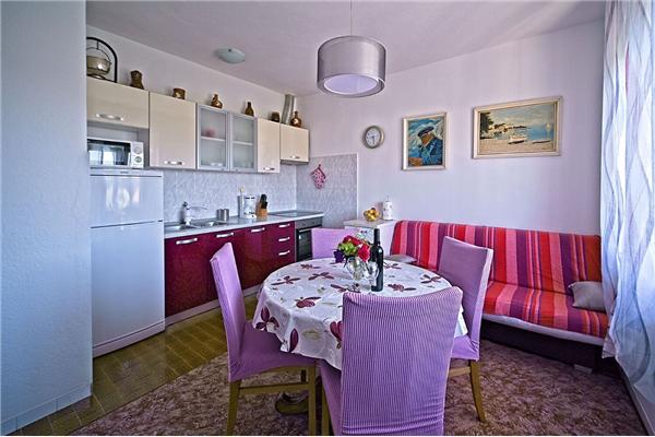 Apartment A1, for 5 persons
