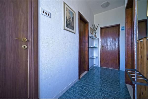 Apartment A1, for 5 persons