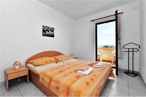 Apartment A2, for 4 persons