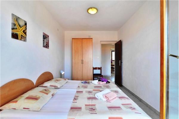 Apartment A2, for 4 persons