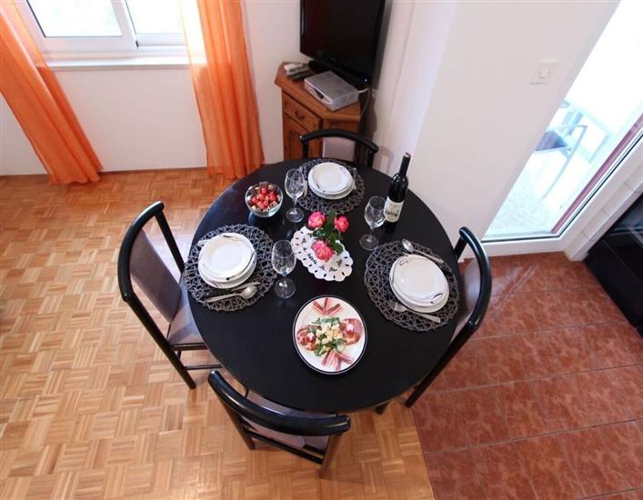 Apartment A1, for 4 persons