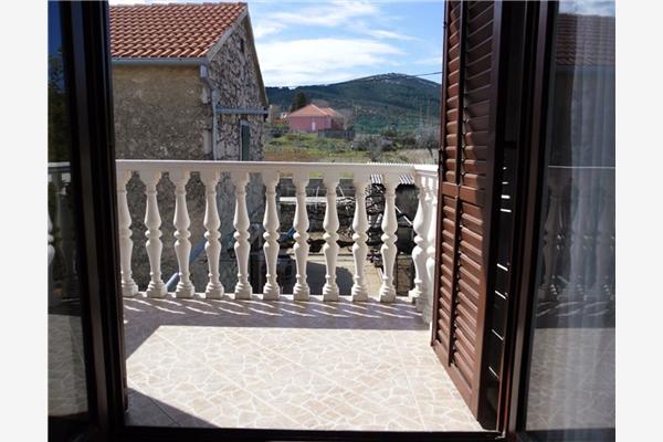 Apartment A2, for 5 persons